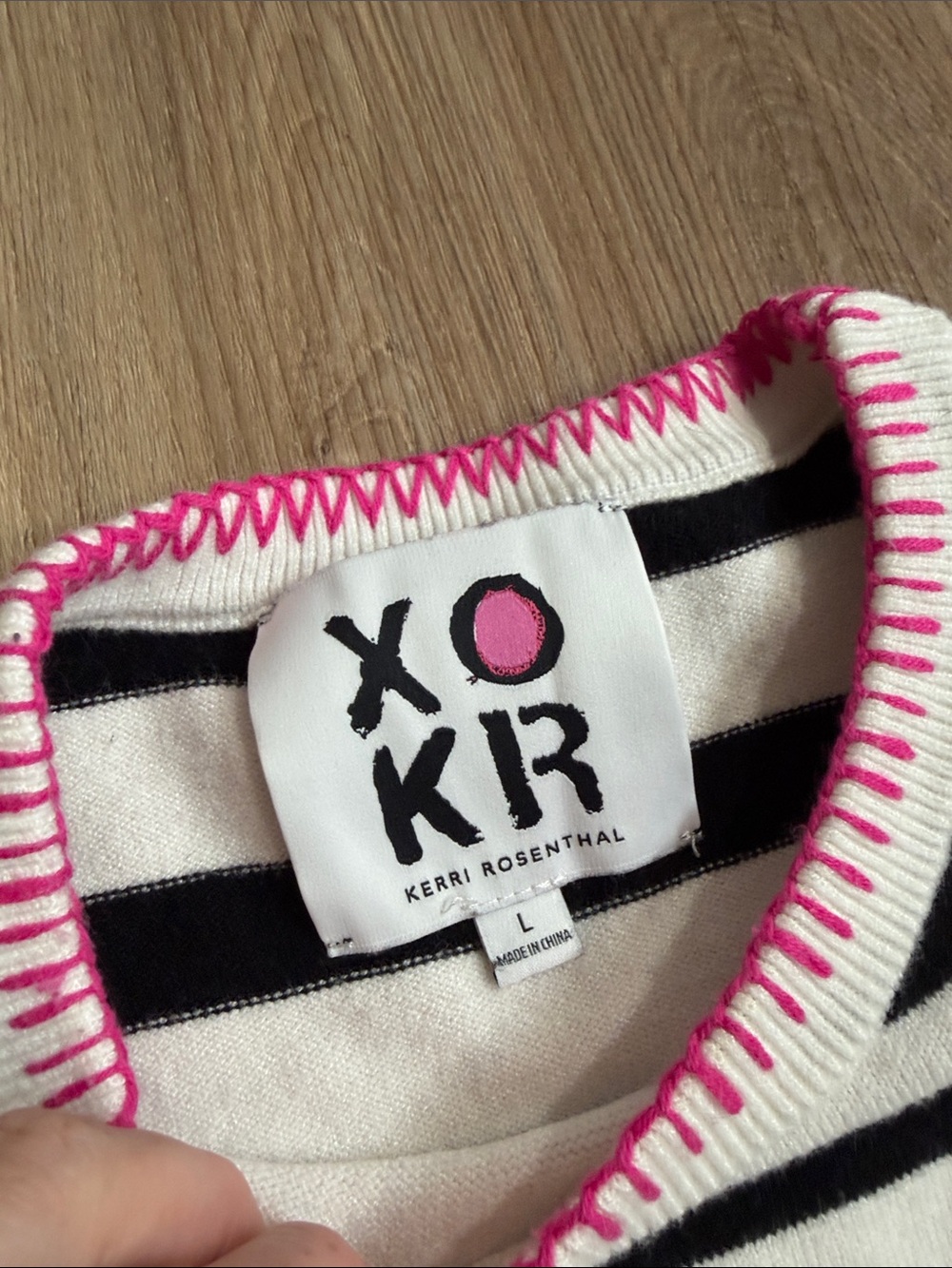 Kerri Rosenthal XOKR White Black Striped Heart Sweater Soft Knit Pullover Large - Picture 5 of 9